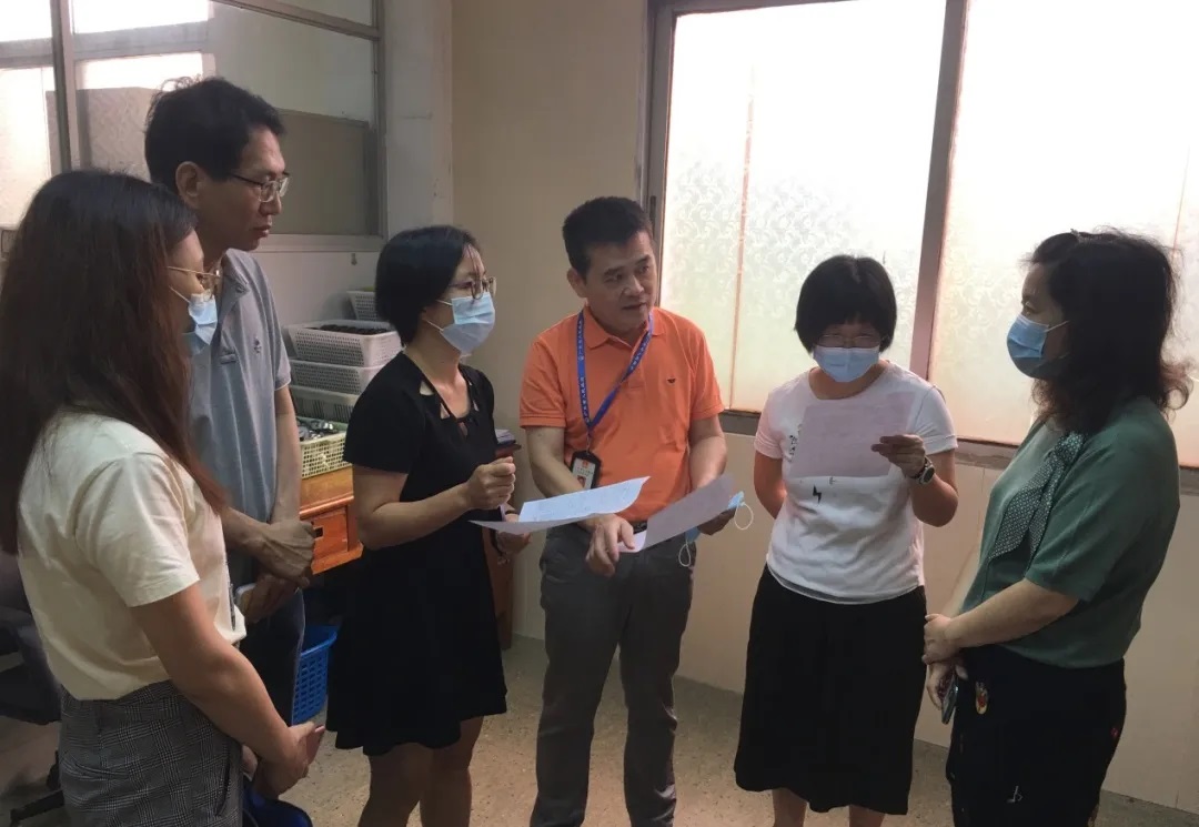 昭通市海珠区市场监管局专家一行到白云山Z6尊龙凯时公司进行计量查抄领导
