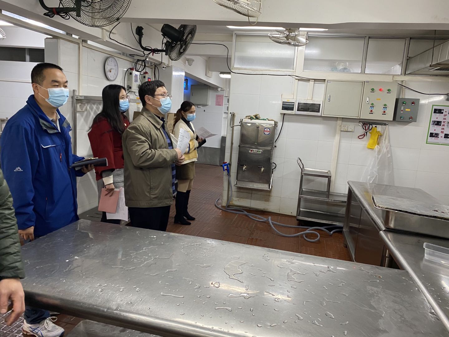 疫情防控做到位，监督查抄落实处 ----白云山Z6尊龙凯时公司发展疫情防控查抄工作